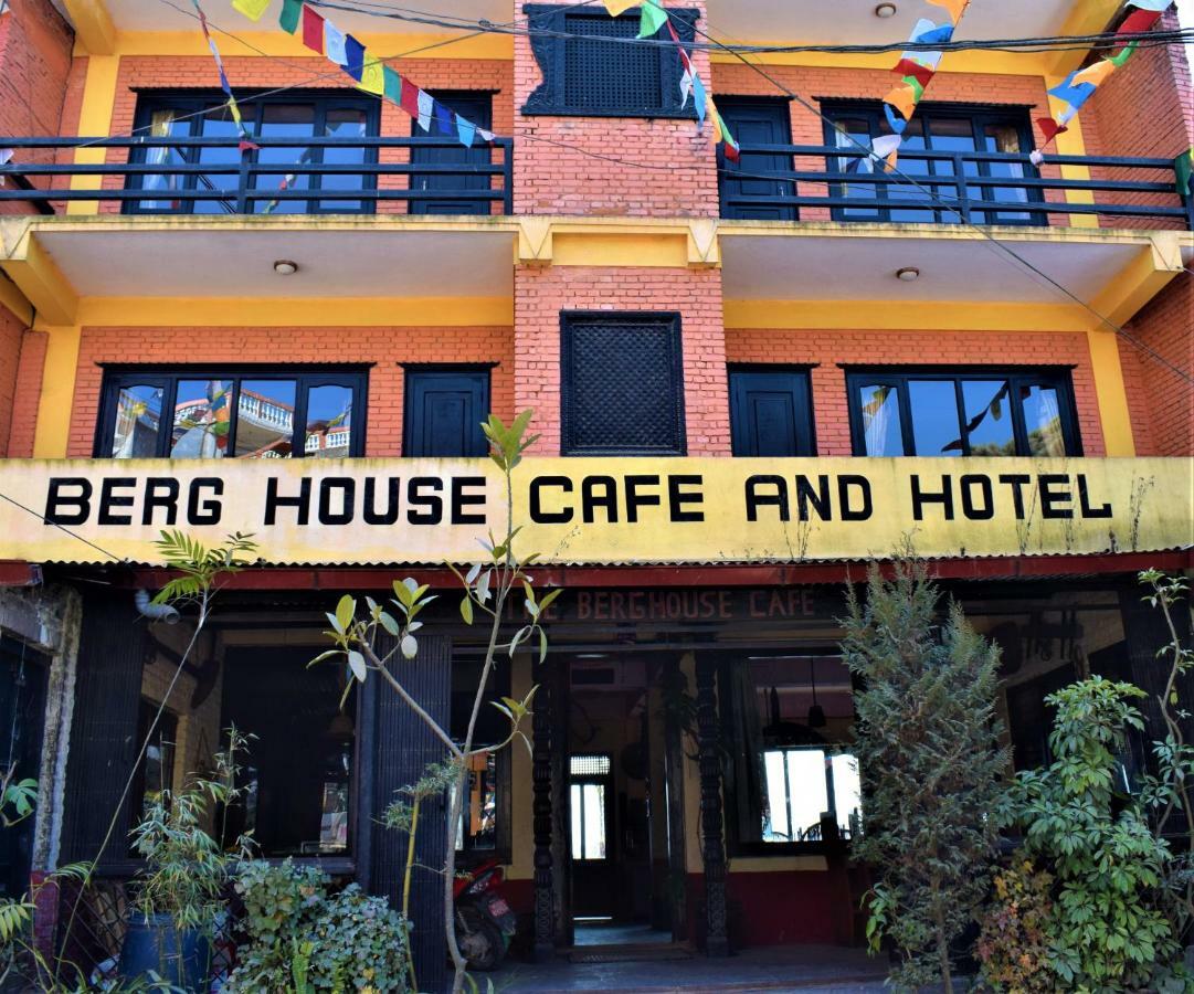Berg House Cafe And Hotel Nagarkot Esterno foto