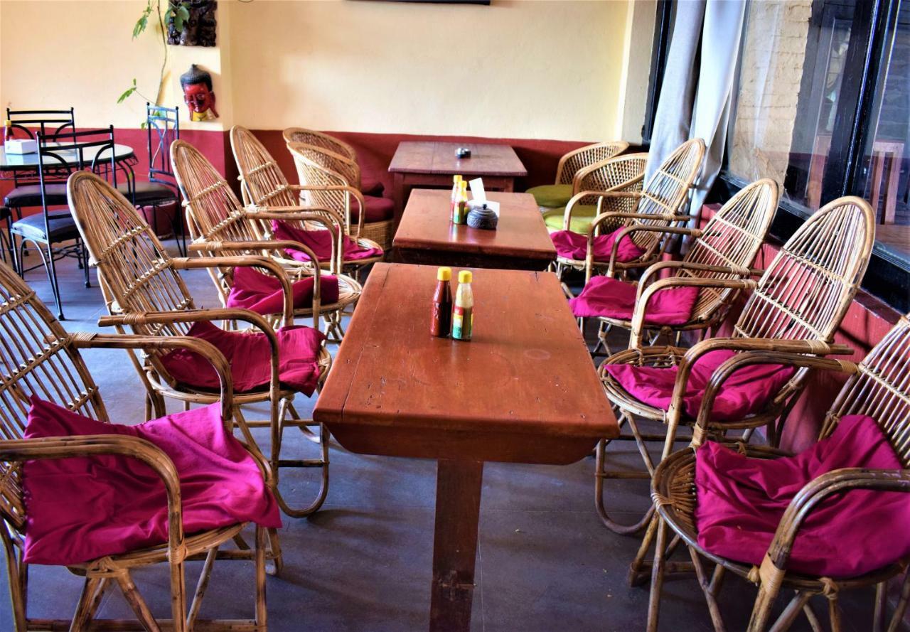 Berg House Cafe And Hotel Nagarkot Esterno foto