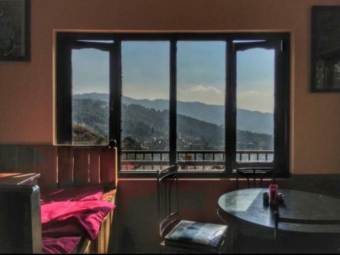 Berg House Cafe And Hotel Nagarkot Esterno foto